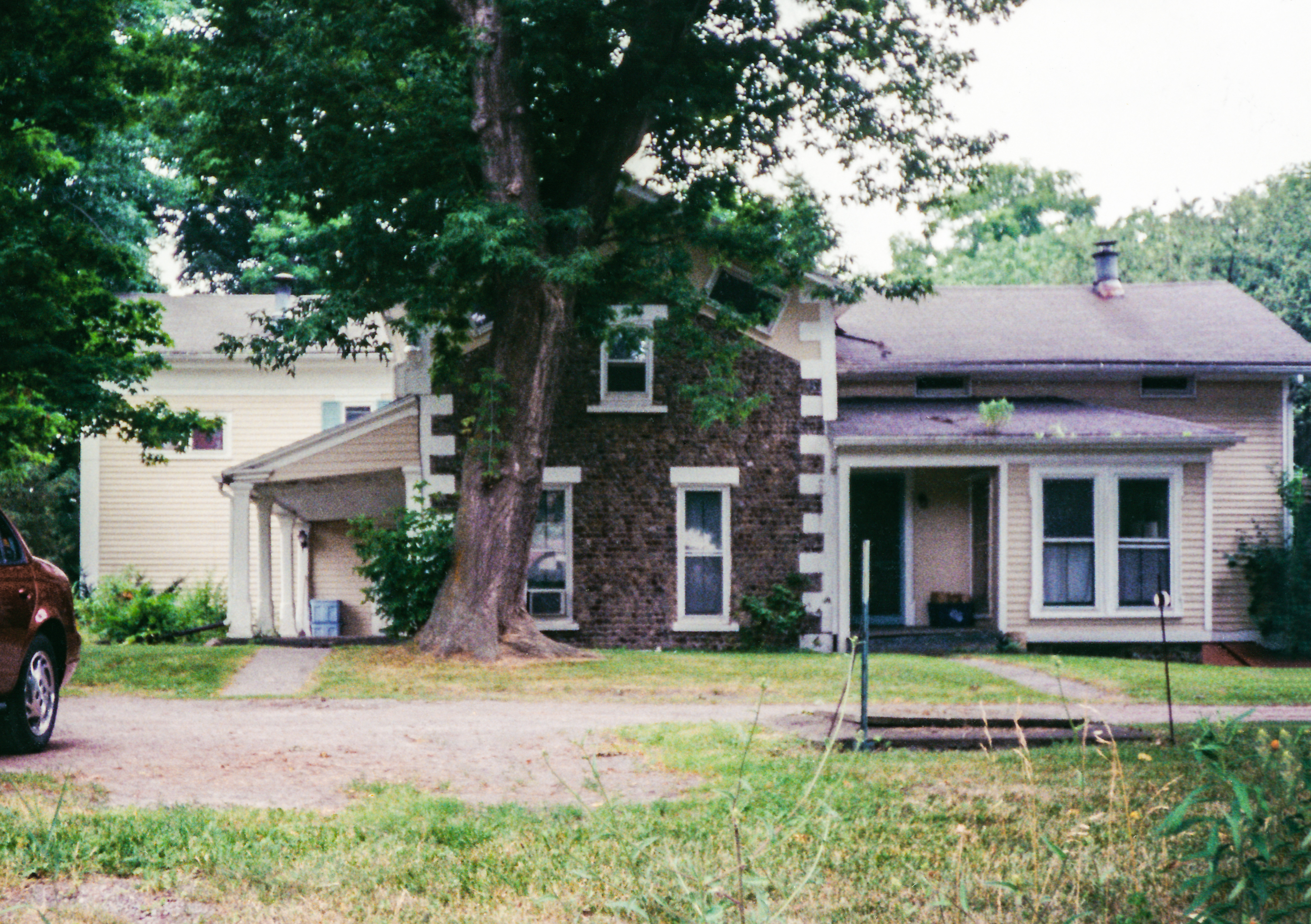 Vic-14 Homestead Apts 2